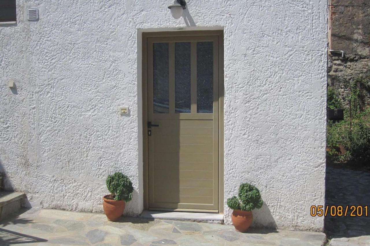 Pirgaki Studios Kardamyli Exterior photo